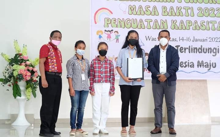 Bupati Hery Lantik Pengurus Forum Anak di Kabupaten Manggarai