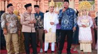 Iwan Tuaji Hadiri Resepsi Pernikahan di Lubuk Tampui, Wujudkan Kedekatan dengan Masyarakat