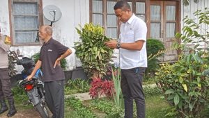 Sigap, Lurah Pitak Gerak Cepat Menangani Anjing yang Diduga Rabies, dan Menghimbau Warga Segera Menertibkan HPR