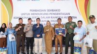 Wakil Bupati Salurkan 3.678 Paket Sembako Hut PTBA Ke-44