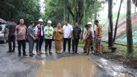 Tancap Gas Hari Pertama Tugas, Desak PT DBU Segera Perbaiki Jalan Berlobang Akibat Angkutan Batu Bara