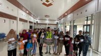 PT Pamapersada Nusantara Cluster SSBA Berbagi Kepada Anak Yatim/Piatu Di Desa Karang Raja