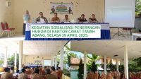 Camat Tanah Abang Fasilitasi Sosialisasi Penerangan Hukum Anti-Korupsi untuk Pemerintah Desa