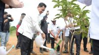 Bupati Banyuasin Menteri Lingkungan Hidup Pastikan Kesiapan Ancaman Kebakar