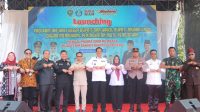 100 Hari Kerja Bupati Luncurkan Program Seragam Gratis Untuk SD Dan SMP Sederajat