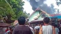 Kebakaran Hanguskan Rumah Warga Dusun 7 Desa Raja