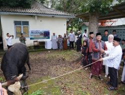 Dr. H. Askolani Bukan Hanya Kurban hewan, Tetapi Korban Diri Kerja Keras Membangun Banyuasin