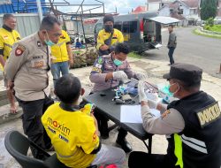Polres Manggarai Gelar Pelayanan Kesehatan Gratis untuk Ojek Online di Ruteng