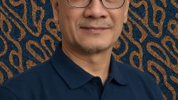 JALAN RUSAK & BERDEBU, PERUSAHAAN HARUS BERTANGGUNG JAWAB.