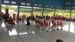 Karnaval HUT RI ke-80 di Sukaraja: Nenek-Nenek & Rombongan Unik Jadi Sorotan