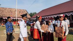 HUT RI Ke 80 Pemerintah Desa Terlangu Santuni 10 Murid SD Sebagai Bentuk Cinta Tanah Air 