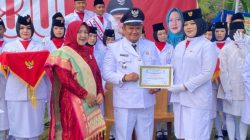 Kades Extanius Walanerin Buktikan Kepemimpinan: Berkarya dan Berbaur dengan Masyarakat di HUT RI ke-80