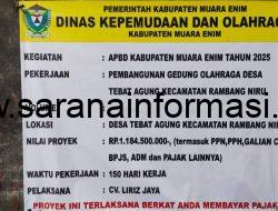 Warga Tebat Agung Harapkan Proyek Gedung Olahraga Sesuai Spek Teknis RAB