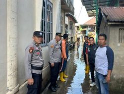 Banjir Genangi Talang Pipa, Polsek Talang Ubi Lakukan Monitoring