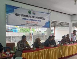 Polsek Penukal Abab Hadiri Musyawarah Desa Penetapan RKPDes 2026 di Desa Air Itam
