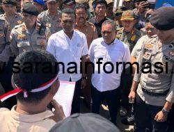 Bupati Edi Temui Masa Aksi dan Berjanji akan Perjuangkan Aspirasi yang Disampaikan