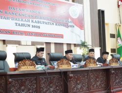 Bupati, Tanggapi Penyampaian Pandangan Umum Fraksi DPRD Kabupaten Banyuasin