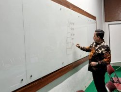 Dr. H. Askolani, S.H., M.H. Berbagi Ilmu Perancangan Perundang-Undangan Ke Mahasiswa Hukum IBA
