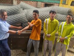 PT. TeL Bantu Kawat Dinding Pagar Jembatan Gantung Kuripan Selatan, Pemdes dan Warga Ucapkan Syukur dan Terima Kasih