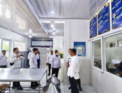 Kabid Pelayanan Dan Pembinaan Kanwil Ditjenpas Sumatera Selatan Mishbahuddin : Apresiasi Program Pembinaan Yang Ada Di Lapas Muara Enim