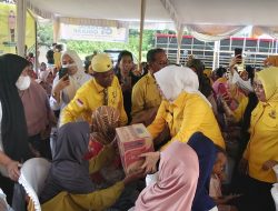 61, Tahun HUT Golkar Banyuasin Menggelar Sembako Murah Untuk Rakyat