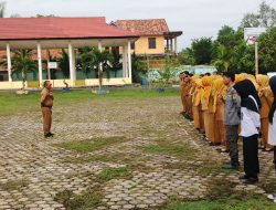 Sekcam Tanah Abang Pimpin Apel Pagi: Tekankan Disiplin dan Adaptasi bagi Pegawai Baru