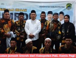 Wujud Kepedulian dan Keteladanan Pemimpin Religius. Bupati Asgianto Berangkatkan 46 Jamaah Umroh Gratis