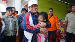 Bupati Kunker Ke Mugih Serahkan Bantuan Korban Banjir Dan Sosialisasikan Ini