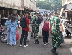 Jelang HPN, Sejumlah Jurnalis Manggarai Gandeng Beberapa Lembaga Bersih Pasar Inpres Ruteng yang Dinilai Kotor
