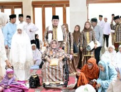 Bupati Wakil Bupati Banyuasin Salat Idulfitri Bersama Masyarakat Di Al-Amir