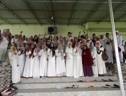 Bupati PALI Sholat Ied Bersama Masyarakat