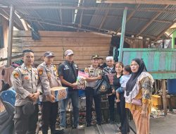 Kapolsek Banyuasin II Salurkan Bantuan Sosial Korban Rumah Ambruk