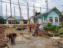 Kantor Desa Lebung Di Percantik Dengan Mendirikan Gapura Dari DD 2026