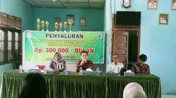 Salurkan BLT DD Tahun 2026 4 KPM Ini Pesan Nirwana Jaya Dan Camat 