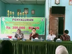 Salurkan BLT DD Tahun 2026 4 KPM Ini Pesan Nirwana Jaya Dan Camat 