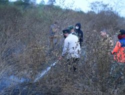 Askolani Bersama Tim Gabungan Satgas Karhutla Berhasil Kendalikan Api Di Biyuku