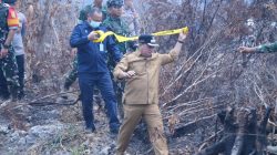 Tindak Tegas! Bupati Askolani Bersama Danrem 044 Gapo Segel 2 Lahan 