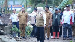 Wabup Netta Bersama Anggota DPD RI Tinjau Korban Puting Beliung